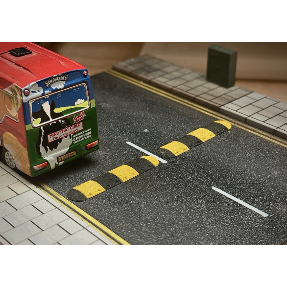 Rusty Rails OO Gauge Speed Bumps 3 pack