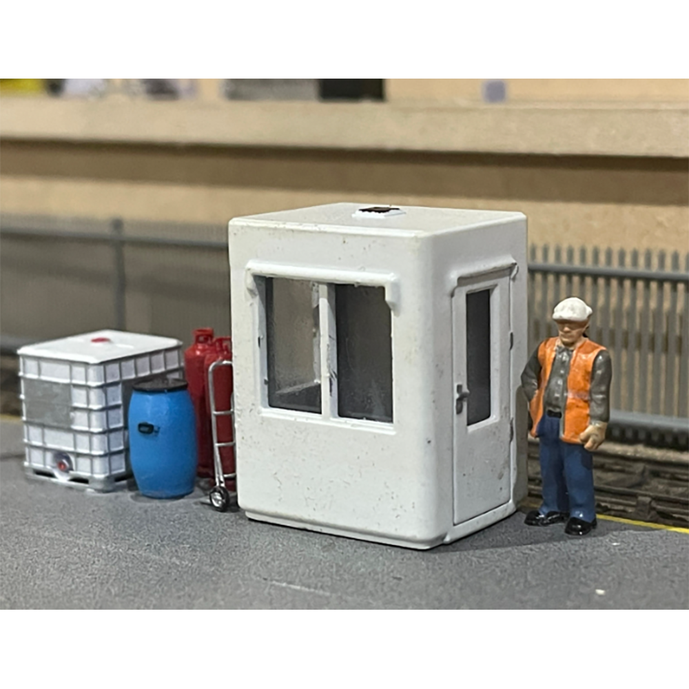 Rusty Rails OO Gauge Kiosk