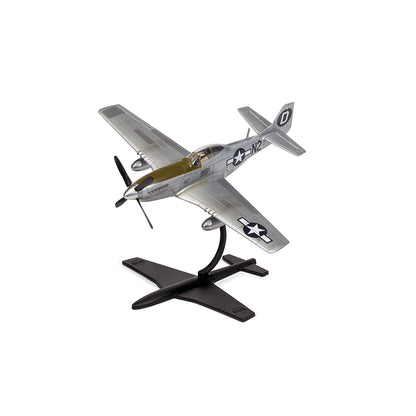 Airfix North American P-51D Mustang 1/72 scale starter set