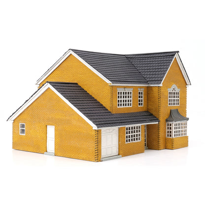 PJM Models OO Gauge Laser-Cut Modern House Kit Right-Hand