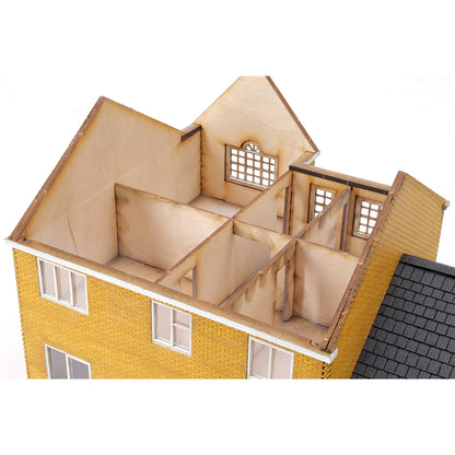PJM Models OO Gauge Laser-Cut Modern House Kit Right-Hand