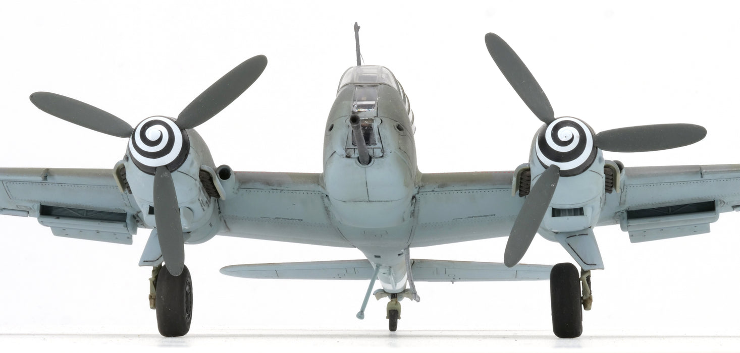 A04066 Messerschmitt Me 410A-1/U2 & U4