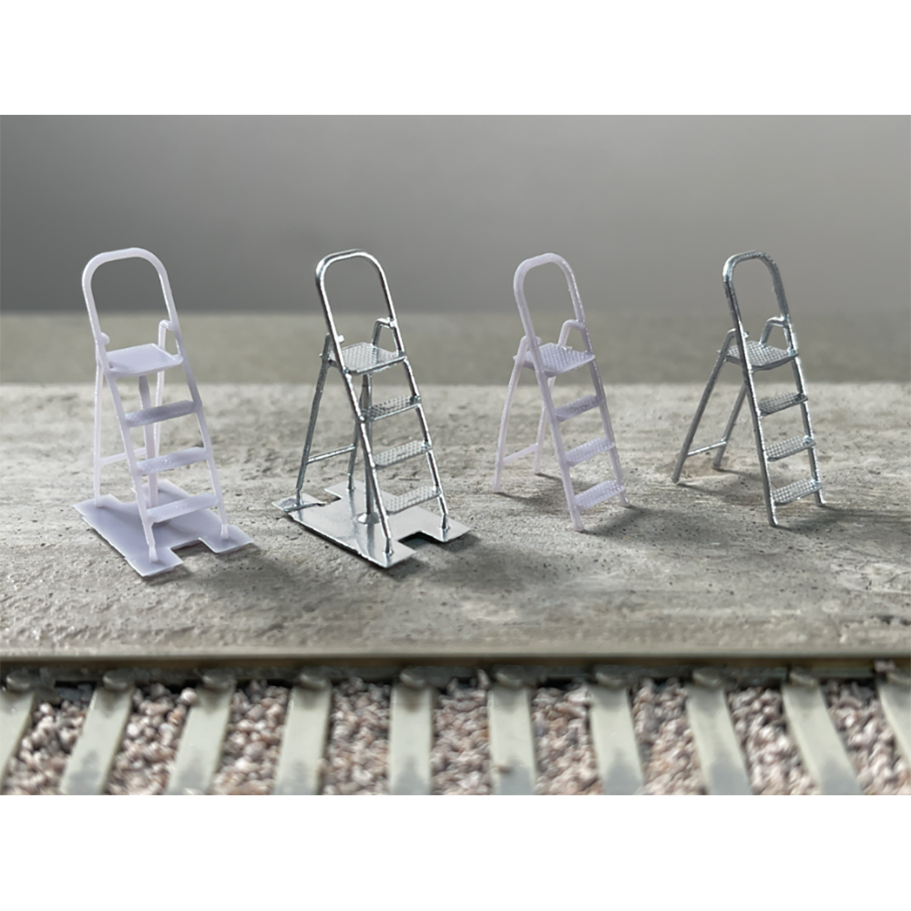 Rusty Rails OO Gauge Step Ladders 4 Pack