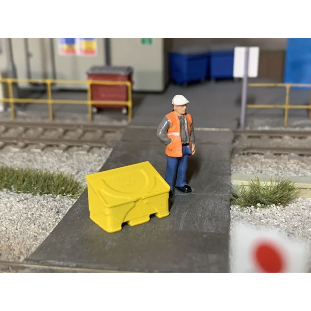 Rusty Rails OO Gauge Salt and Grit Bins 4 pack