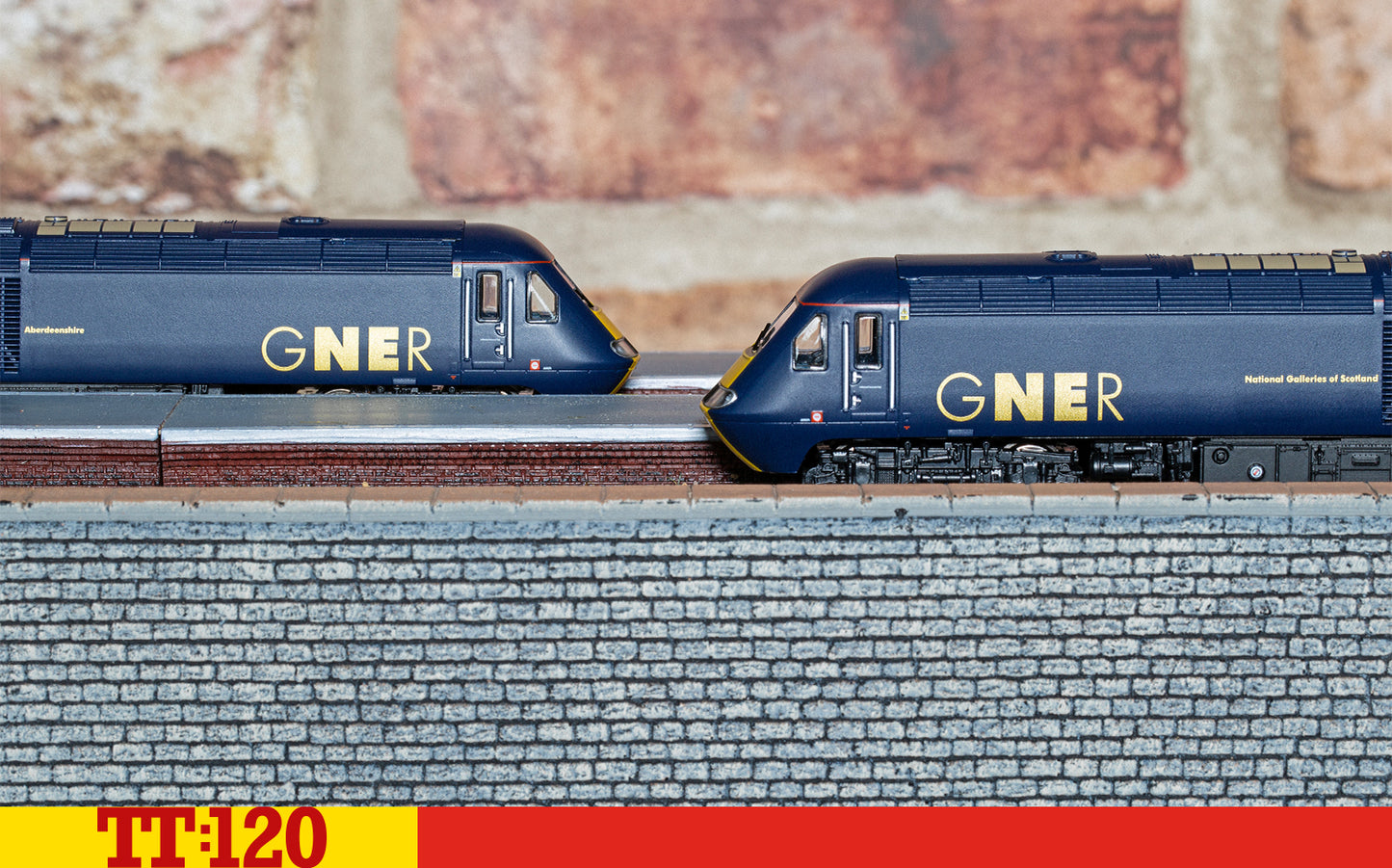 GNER Class 43 HST Train Pack 43120 + 43115
