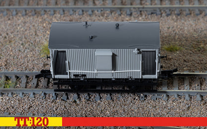 Hornby TT:120 BR ex-LNER brake van E140580